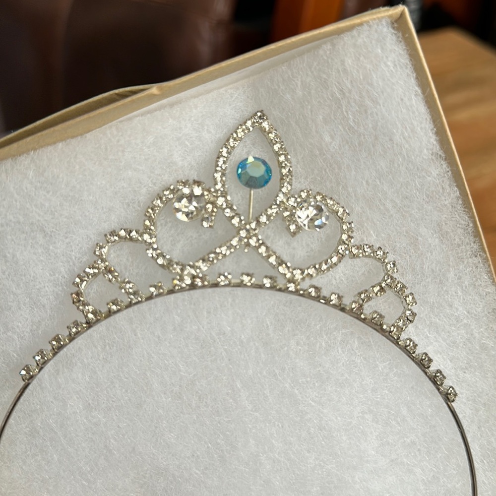 Crystal headband / crown